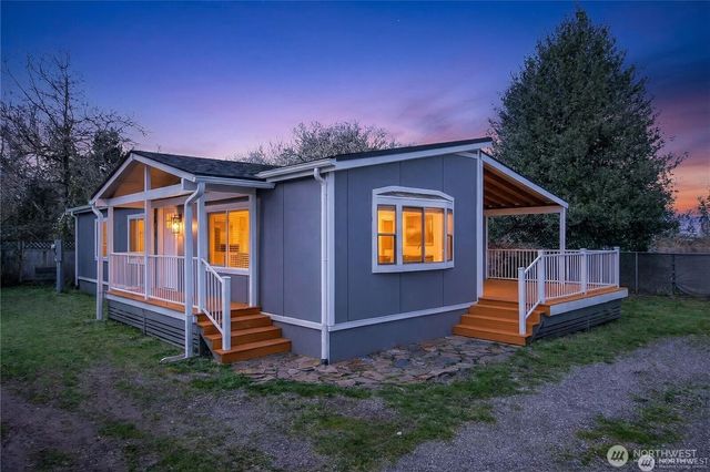 2424 S 130th Place, Seatac, WA 98168