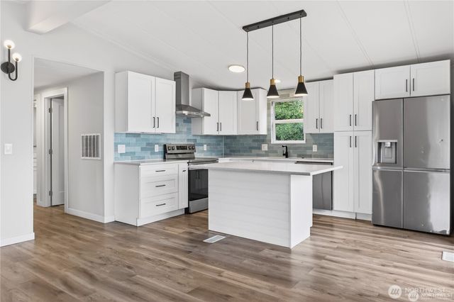 2424 S 130th Place, Seatac, WA 98168