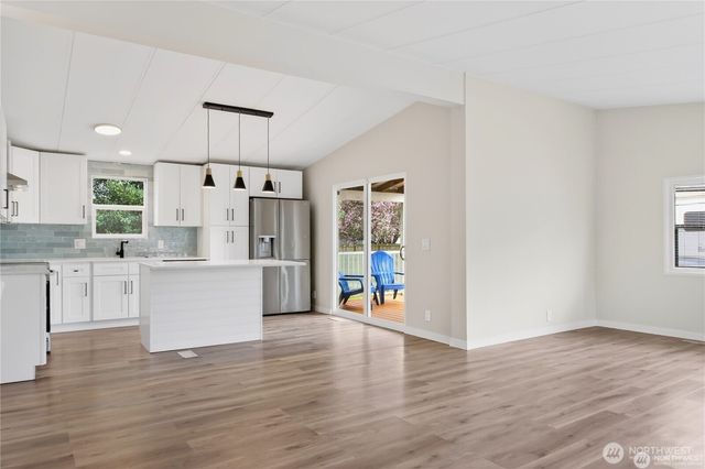 2424 S 130th Place, Seatac, WA 98168