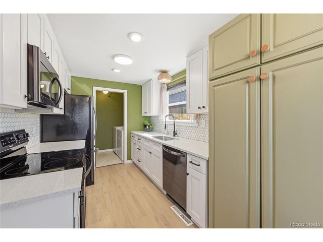 9312 Kendall St, Westminster, CO 80031