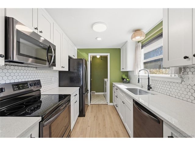 9312 Kendall St, Westminster, CO 80031