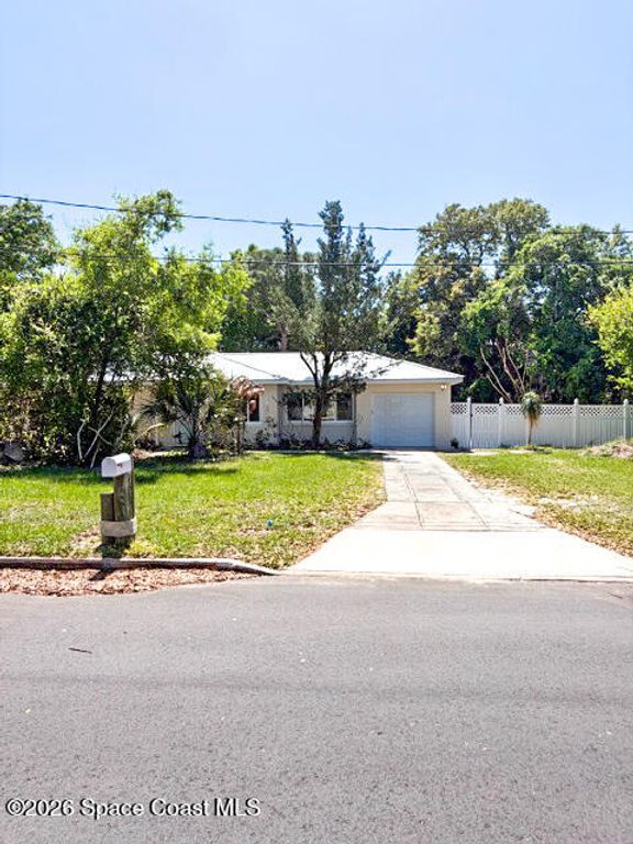 423 Oleander Lane, Melbourne, FL 32935