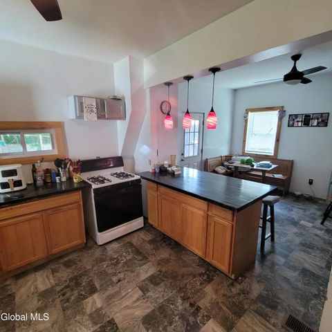 11 Bridge Street, Fort Edward, NY 12828