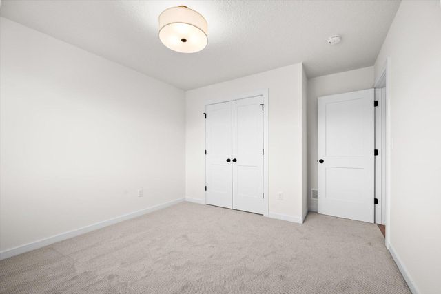 1952 Lusitano Street, Shakopee, MN 55379