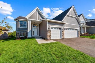 1952 Lusitano Street, Shakopee, MN 55379