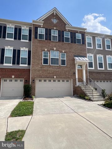 42641 OAK PARK SQ, Ashburn, VA 20148