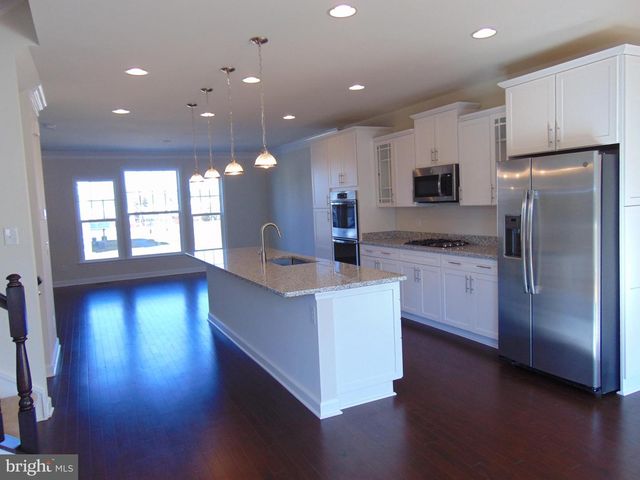 42641 OAK PARK SQ, Ashburn, VA 20148