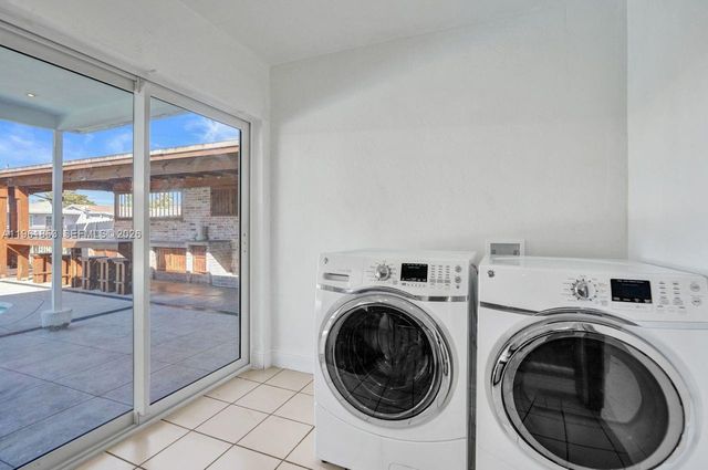 6617 Dahlia Dr, Miramar, FL 33023