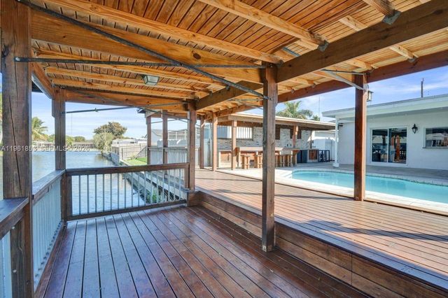 6617 Dahlia Dr, Miramar, FL 33023