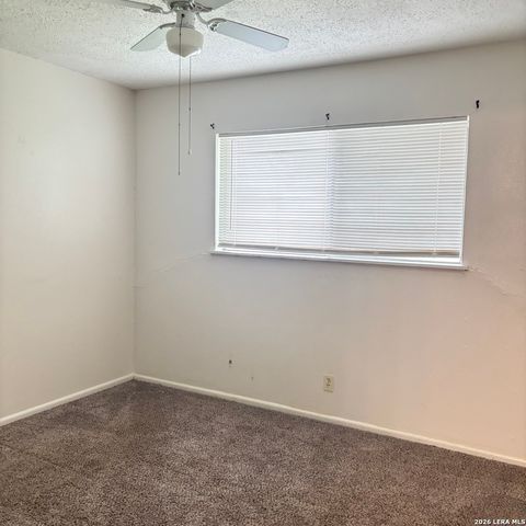 1369 Oblate, San Antonio, TX 78216