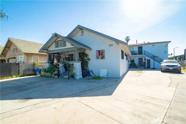 340 W 62nd Street, Los Angeles, CA 90003