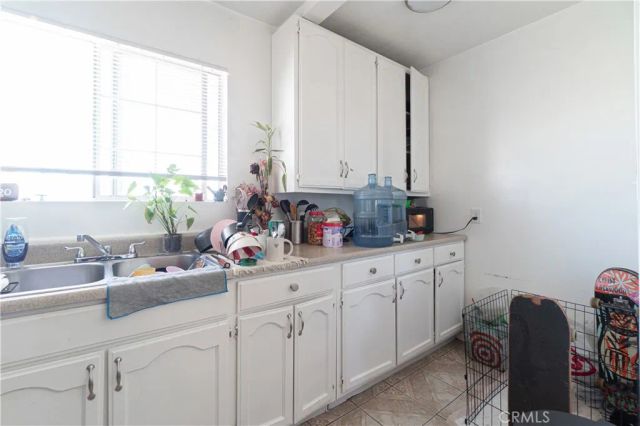 340 W 62nd Street, Los Angeles, CA 90003