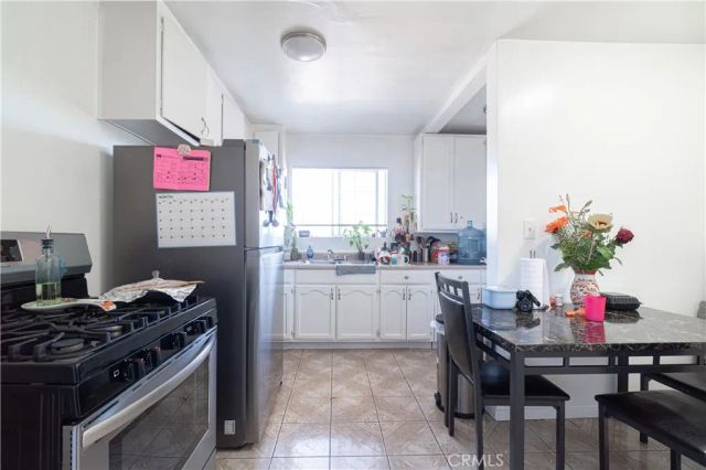 340 W 62nd Street, Los Angeles, CA 90003