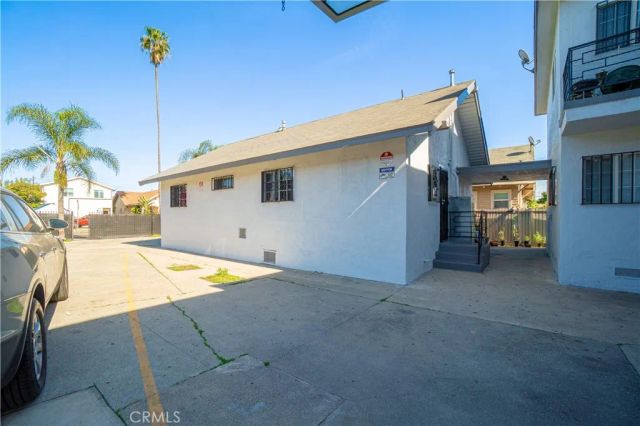 340 W 62nd Street, Los Angeles, CA 90003