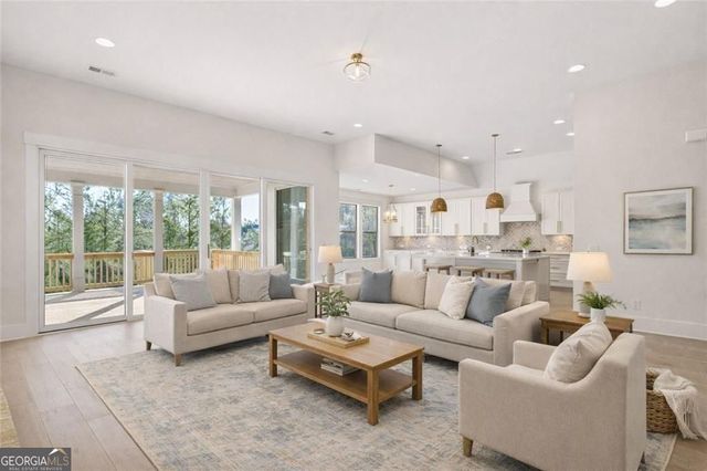 620 Highgrove Circle, Canton, GA 30115