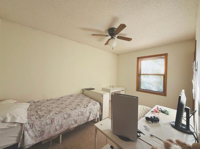 886 Iroquois Avenue, Saint Paul, MN 55119