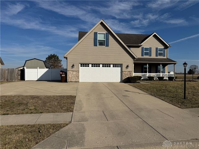 800 Mckees Mill Run, New Carlisle, OH 45344