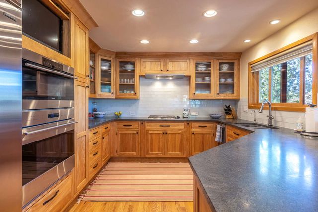 3367 Sunshine Canyon Drive, Boulder, CO 80302