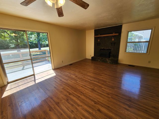 34 Opalochee Drive, Cherokee Village, AR 72529