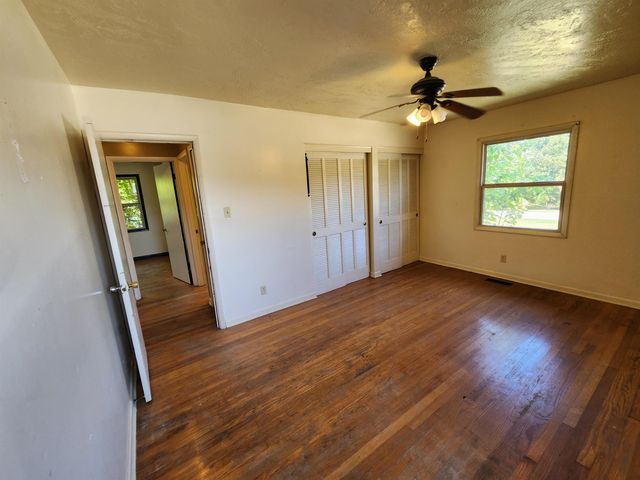 34 Opalochee Drive, Cherokee Village, AR 72529