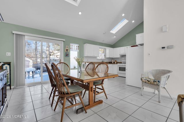 277 Bayville Avenue, Bayville, NJ 08721