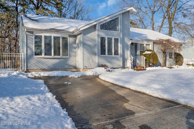 277 Bayville Avenue, Bayville, NJ 08721