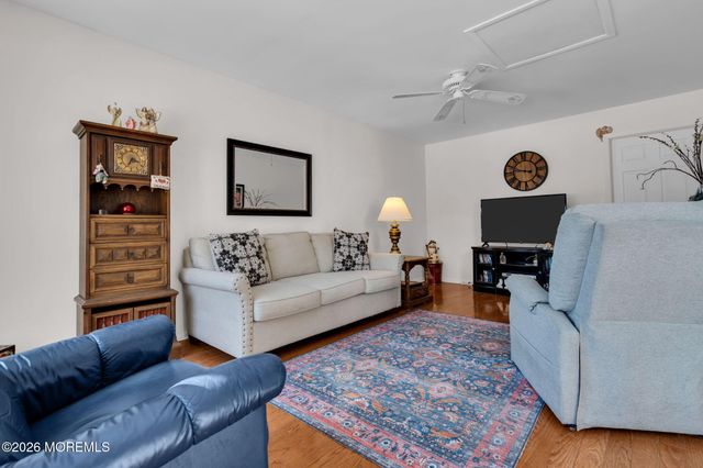 277 Bayville Avenue, Bayville, NJ 08721