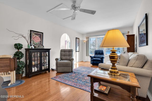 277 Bayville Avenue, Bayville, NJ 08721