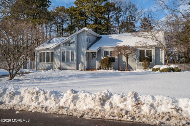 277 Bayville Avenue, Bayville, NJ 08721