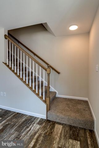 254 S QUEEN ST, York, PA 17403