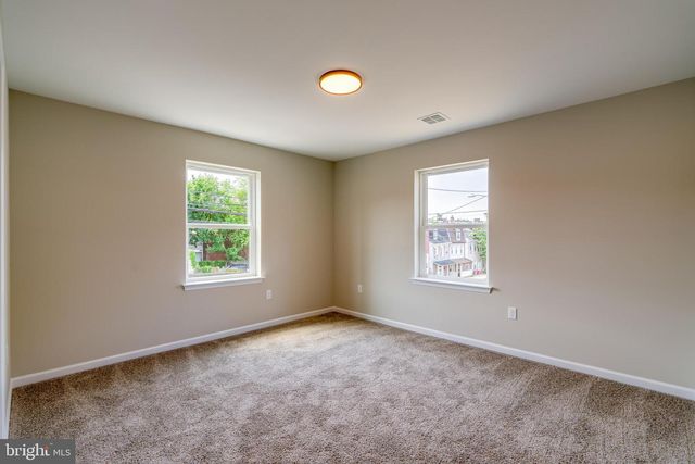 254 S QUEEN ST, York, PA 17403