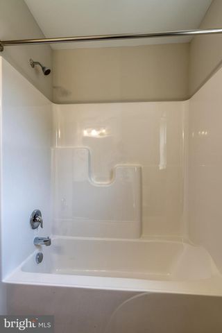 254 S QUEEN ST, York, PA 17403