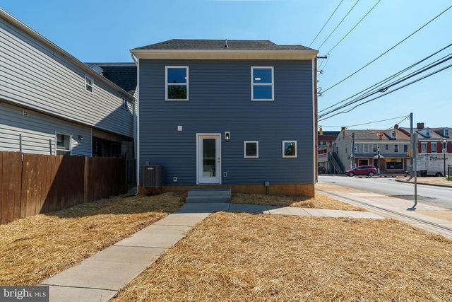 254 S QUEEN ST, York, PA 17403