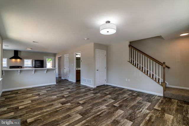 254 S QUEEN ST, York, PA 17403