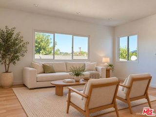 1491 Scott Ave 5, Los Angeles, CA 90026