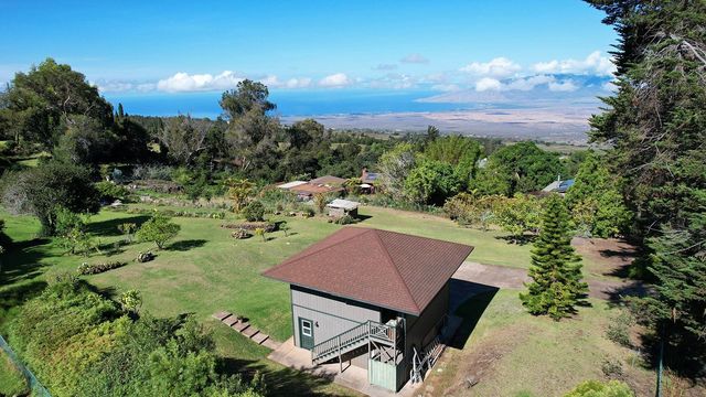 1530 b Kamehameiki St, Kula, HI 96790
