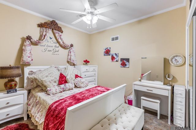 6033 Harness Rd, Baton Rouge, LA 70817