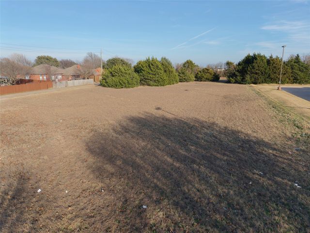 517 E Belt Line Road, Cedar Hill, TX 75104