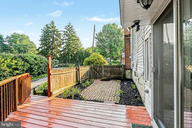626 S LOCUST ST, Elizabethtown, PA 17022