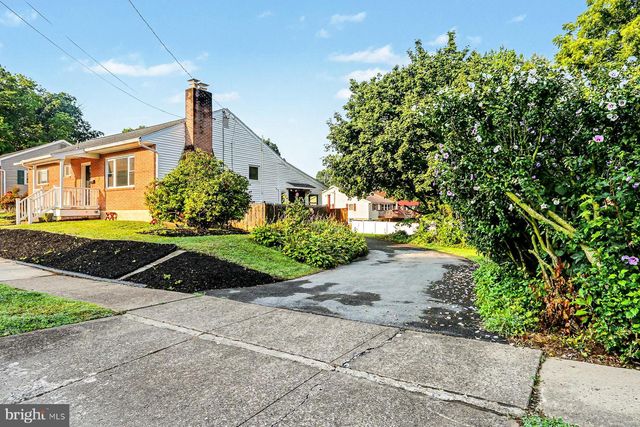 626 S LOCUST ST, Elizabethtown, PA 17022