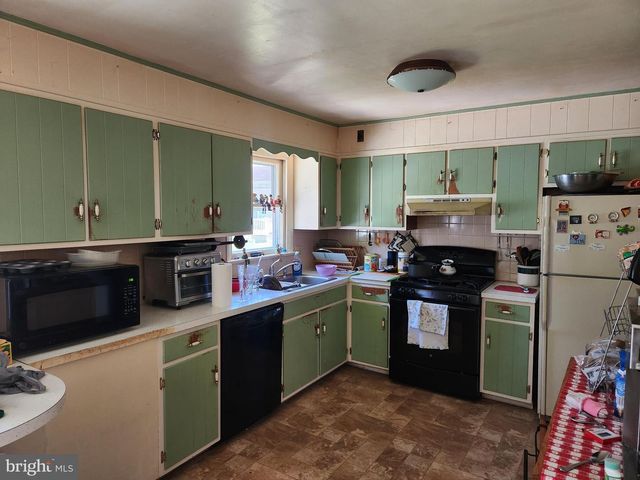 3458 DUFF AVE, Lancaster, PA 17601