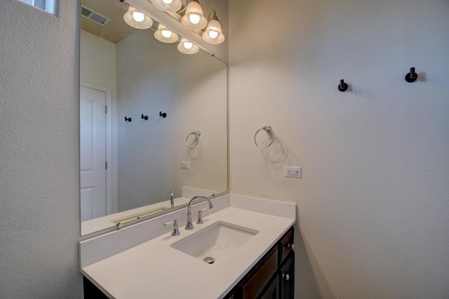 2838 BAYAS Road SE, Rio Rancho, NM 87124