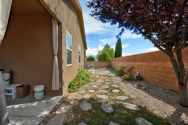 2838 BAYAS Road SE, Rio Rancho, NM 87124