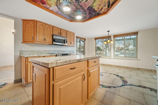 931 Lionel Court, Sparks, NV 89434