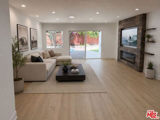 6159 Debs Avenue, Woodland Hills (los Angeles), CA 91367