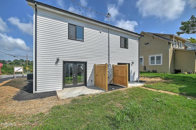 1101 Rhode Island Avenue 1, Bristol, VA 24201