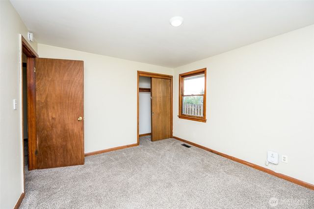 6521 S Park Ave, Tacoma, WA 98408
