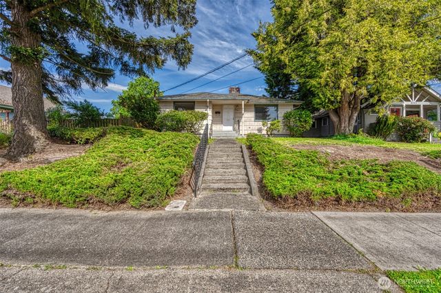 6521 S Park Ave, Tacoma, WA 98408