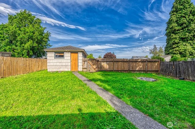 6521 S Park Ave, Tacoma, WA 98408