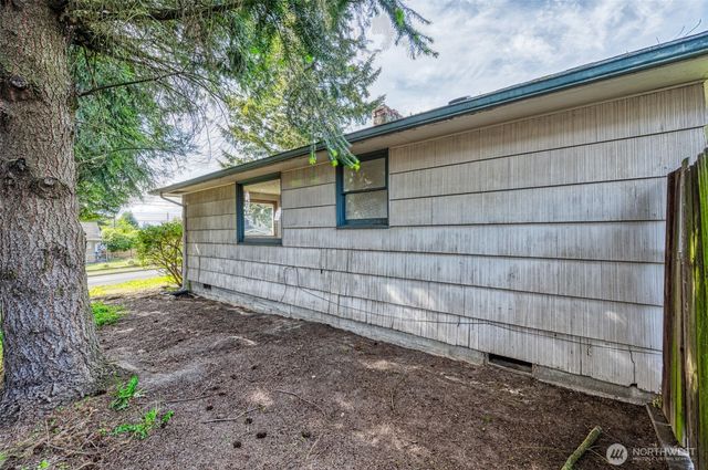 6521 S Park Ave, Tacoma, WA 98408